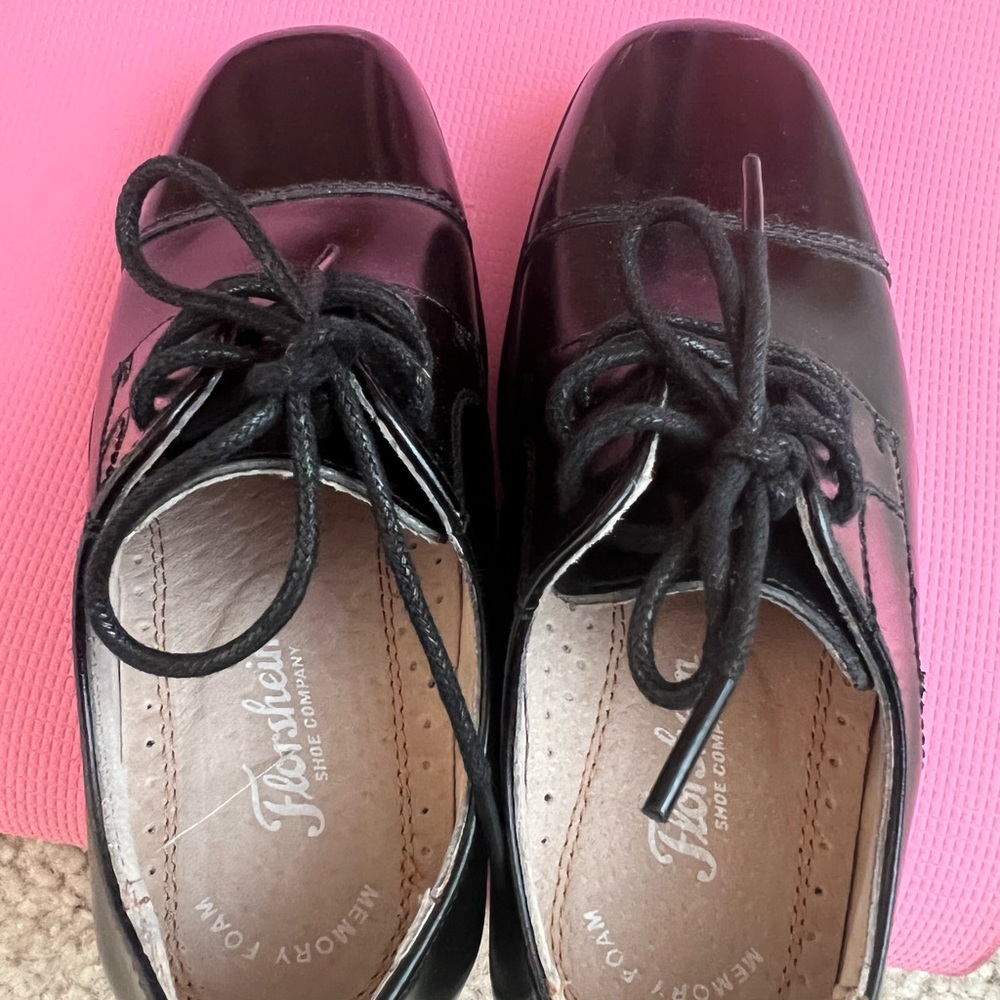 Boys leather shoes, brand new. Bought for piano recital, but didn’t wear